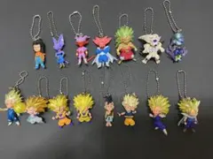 ドラゴンボール★UDM★フィギュアキーチェーン　 38体★キーホルダー Yahoo!オークション -「ドラゴンボール キーホルダー udm」の