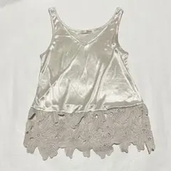 アイボリーサテンタンクトップ