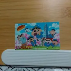 映画 クレヨンしんちゃん 謎メキ！花の天カス学園 ステッカー