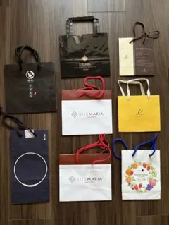 A.u様 ミニ紙袋 ハンドメイド オーダーページ A.u様 ミニ紙袋 ハンドメイド 2点 おまとめ - メルカリ
