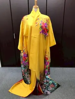 ②紅型模様 着物（裏地あり） 琉球舞踊 沖縄 民謡 古典 三線 - メルカリ