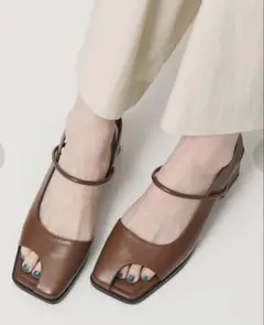 極美品 BEAUTY&YOUTH オープントゥ バックストラップ ミュール 36