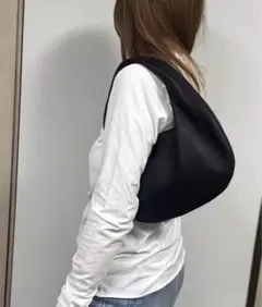 Aeta 黒 レザーハンドバッグ 保存袋付き