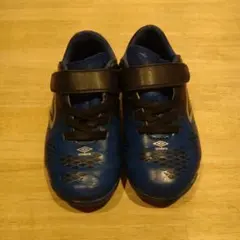 umbro フットサルシューズ　16㎝