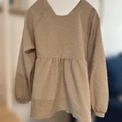 新品タグつき＊アーバンリサーチサニーレーベル　ふくれジャガードペプラムブラウスF