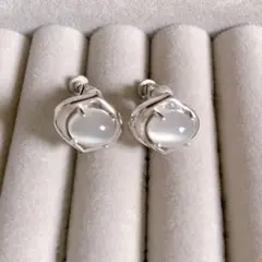 イヤリング　ムーンストーン