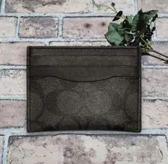 新入荷！！COACH コーチのカードケース 定期入れ チャコール×ブラック