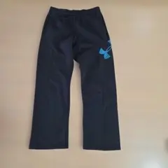 サイズ140 アンダーアーマー　Under Armour 黒 ジャージ