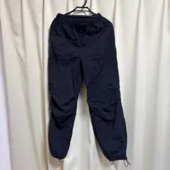 GU ブラック カーゴパンツ　テックパラシュートプルオンパンツ