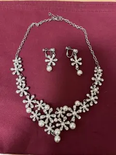 ブライダルアクセサリー ネックレスとイヤリングセット