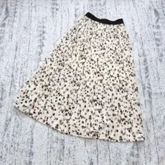 ロングプリーツスカート ベージュ レオパード 総柄 清楚 ふんわり きれいめ