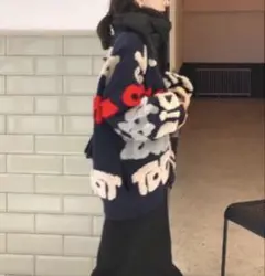 1/31まで処分SALE早い者勝ち+°韓国風おしゃれ英字ロゴニットカーデ