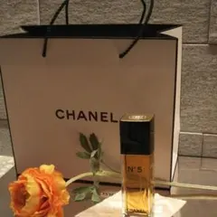 CHANELのNo.5  100mlです。未使用です。エレガントな香りが漂う～