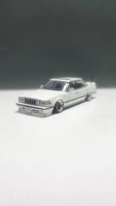 トミカリミテッドヴィンテージクラウン 2.8ロイヤルサルーンG LV-N176