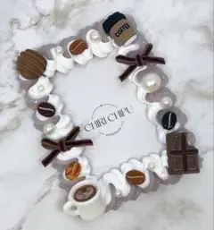 ホイップデコ　コーヒー　トレカケース　硬質ケース　ブラウン　くすみ　カフェ　秋冬