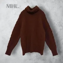 【MHL. マーガレットハウエル】　ケーブル編みセーター　ニット　タートルネックのサムネイル