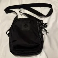 【美品】Columbia メンズ、レディース、ミニショルダー、サコッシュ