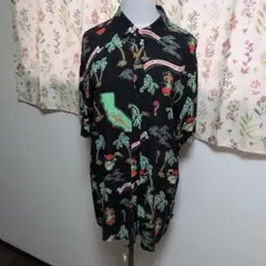 ★希少★GUESS カリフォルニア柄 半袖アロハシャツ ブラックのサムネイル