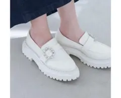 珍珠寶石扣環樂福鞋 EVOL