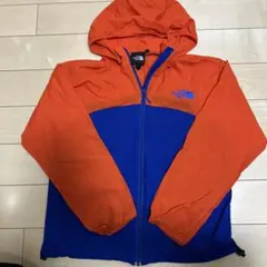 THE NORTH FACE フード付きジャケット 140のサムネイル