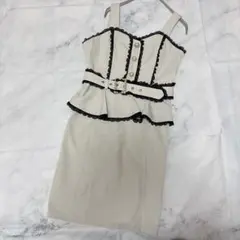 美品✨ROJITA 量産型 地雷系 ペプラムベルトワンピ ベージュレースパール