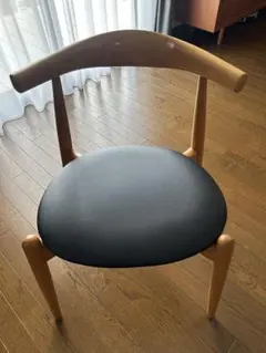 リプロダクト Hans J Wegner・Yチェア（CH24）ブラック - メルカリ