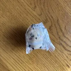 ちいかわビスケット　ボールチェーンマスコット　ラッコ