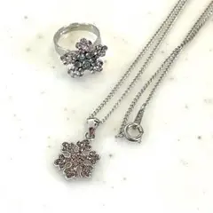 雪の結晶 ネックレス　ピンク　おまけのリング付き　女の子