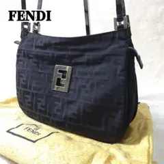 【極美品】フェンディ ズッキーノ ズッカ柄 FF キャンバス ショルダー 3室
