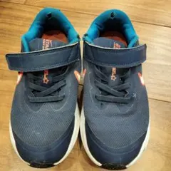 18.0センチ　キッズスニーカー