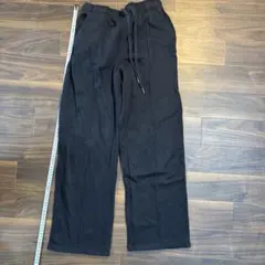 GU 黒 ワイドパンツ・フレアパンツ