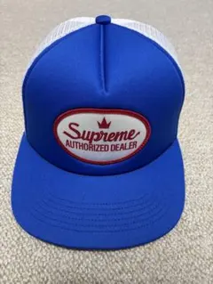Supreme AUTHORIZED DEALER トラッカーキャップ
