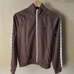 トラックジャケット