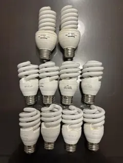 パルックボール　E26口金 蛍光灯 8個セット 写真上部の2個はおまけです