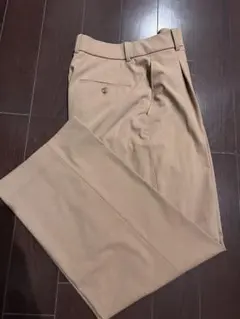 さくら様専用ユニクロ大人気作タックワイドパンツ