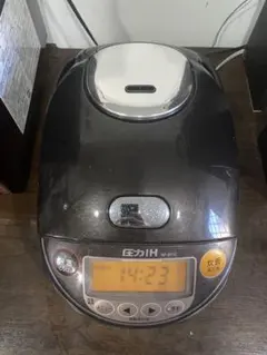 Item thumbnail for item a74dab5c-4f81-4f7b-8588-dc33156f1cad