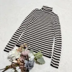 【ユニクロ】UNIQLO メリノリブタートルネックセーター ボーダー柄 M ●