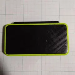 Newニンテンドー2DS LL ブラック×ライム本体