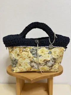 Item thumbnail for item 76919f92-2dc6-403b-8c8e-282bbeb7c31d