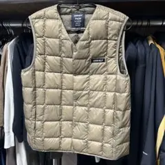 ダウンベスト 軽量