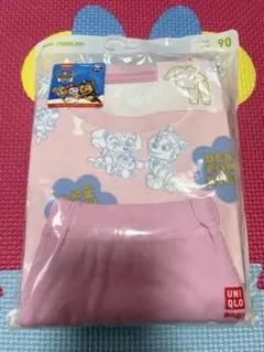 ☆新品　ユニクロ　ベビーパジャマ パウパトロール 90サイズ☆