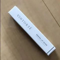 【新品未使用】　ヴァントルテ　ミネラルリップグロス　チェリーレッドのサムネイル