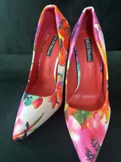【新品未使用】花柄 パンプス カラフル ピンク 赤 ヒール 22.5cm 春夏