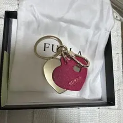 miumiuハートのペアキーリングカップルに キーホルダーハート バッグ
