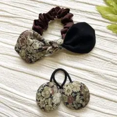 お買い得♡お揃い　シュシュ付リバティ　うさみみリボン　くるみボタン 3個セット