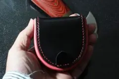 本革極厚 半円型馬蹄型小銭入れコインケース手縫いダブルカラーブラック/レッド
