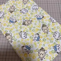 オックス生地　ちいかわ　イエロー①