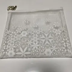 DECORTÉ 花柄メッシュポーチ ホワイト♡のサムネイル