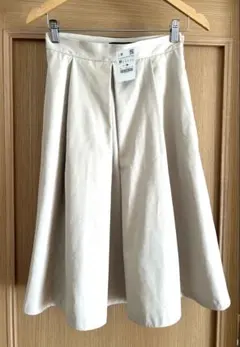 新品 ZARA BASIC ひざ丈フレアスカート ベージュ Mサイズ