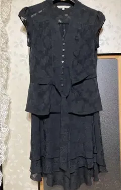 ローラアシュレイブラックワンピース 半袖のサムネイル